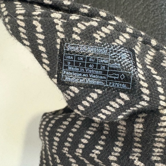 Sanuk women’s yoga sling 2 striped dot sandals size 9 minimalist - Picture 5 of 6